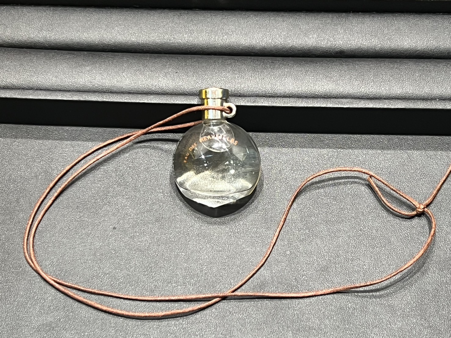 Hermès香水ネックレスお買取りさせていただきました