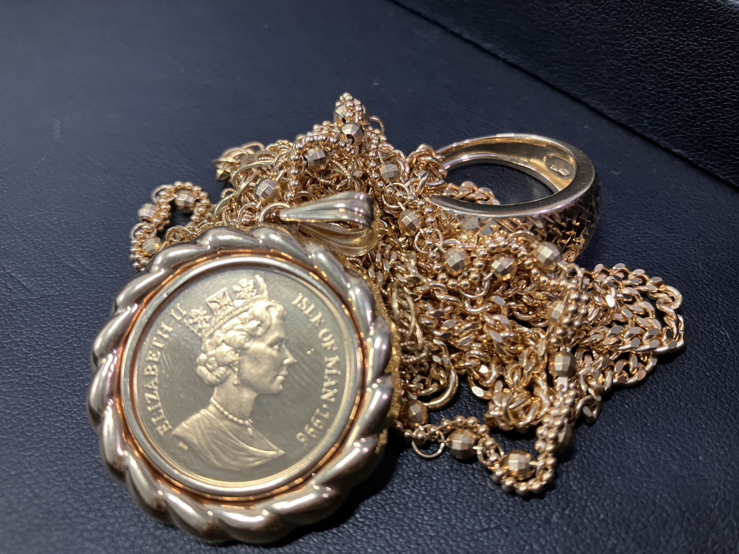 貴金属各種お買取りさせていただきました