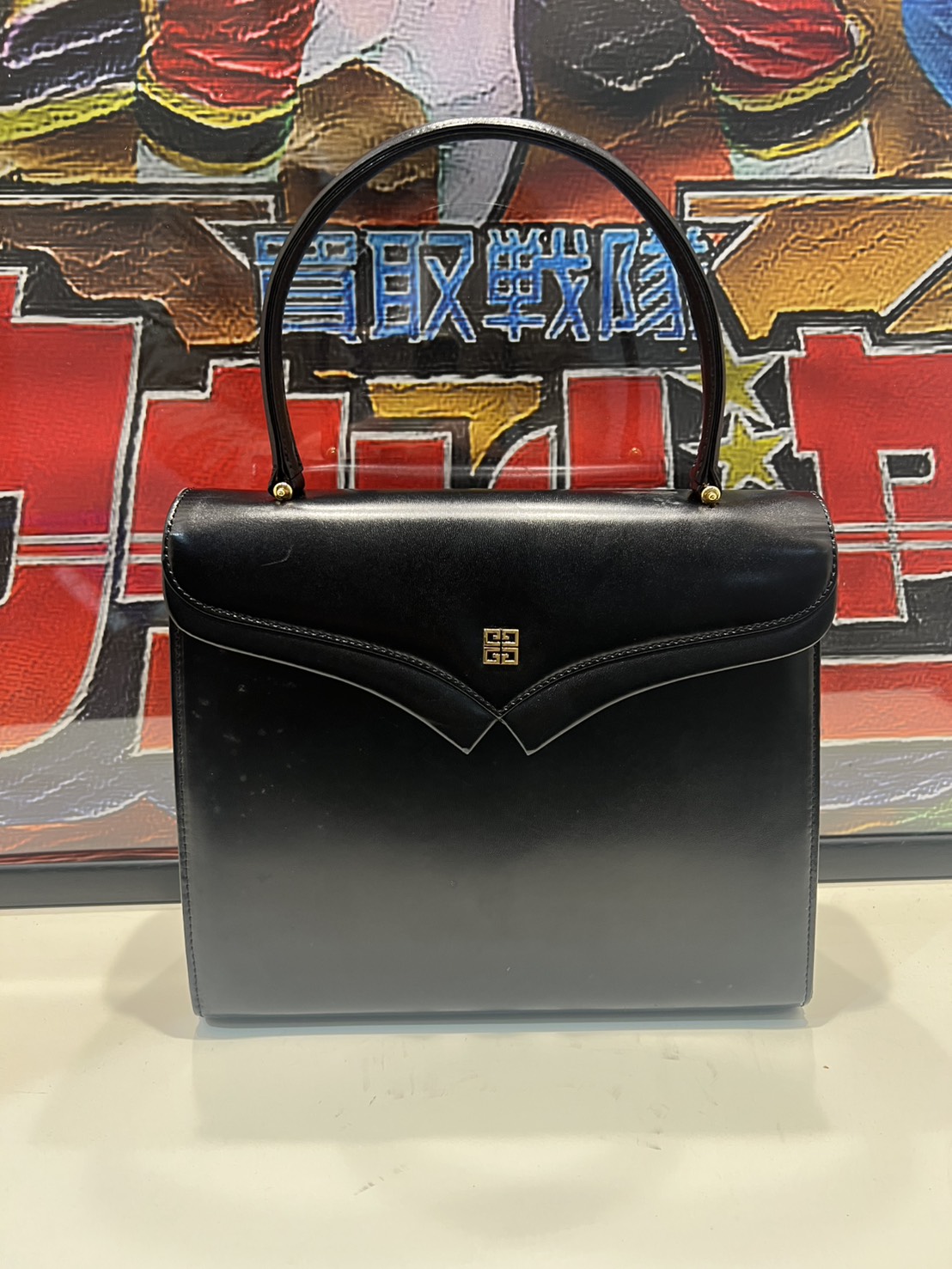 GIVENCHYハンドバックお買取りさせていただきました